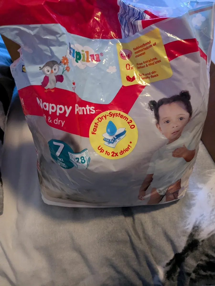 Open size 6/7 nappies - free - Image 1