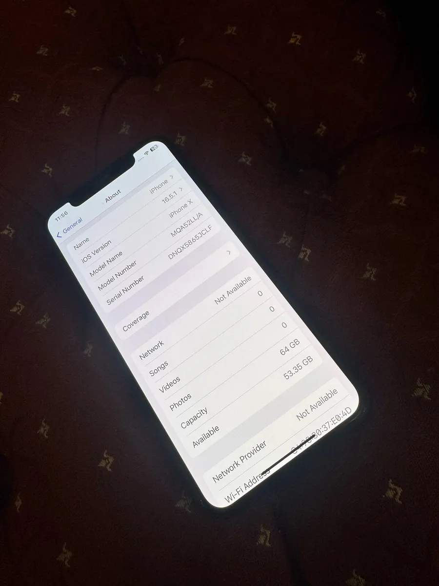 IPHONE X MINT CONDITION UNLOCKED - Image 4
