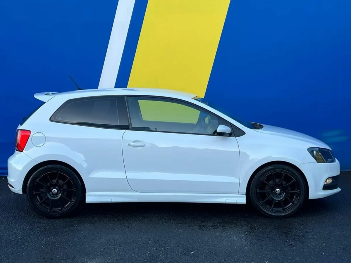 Volkswagen Polo TRENDLINE 1.0 TSI // 17" SPORT ALL - Image 2