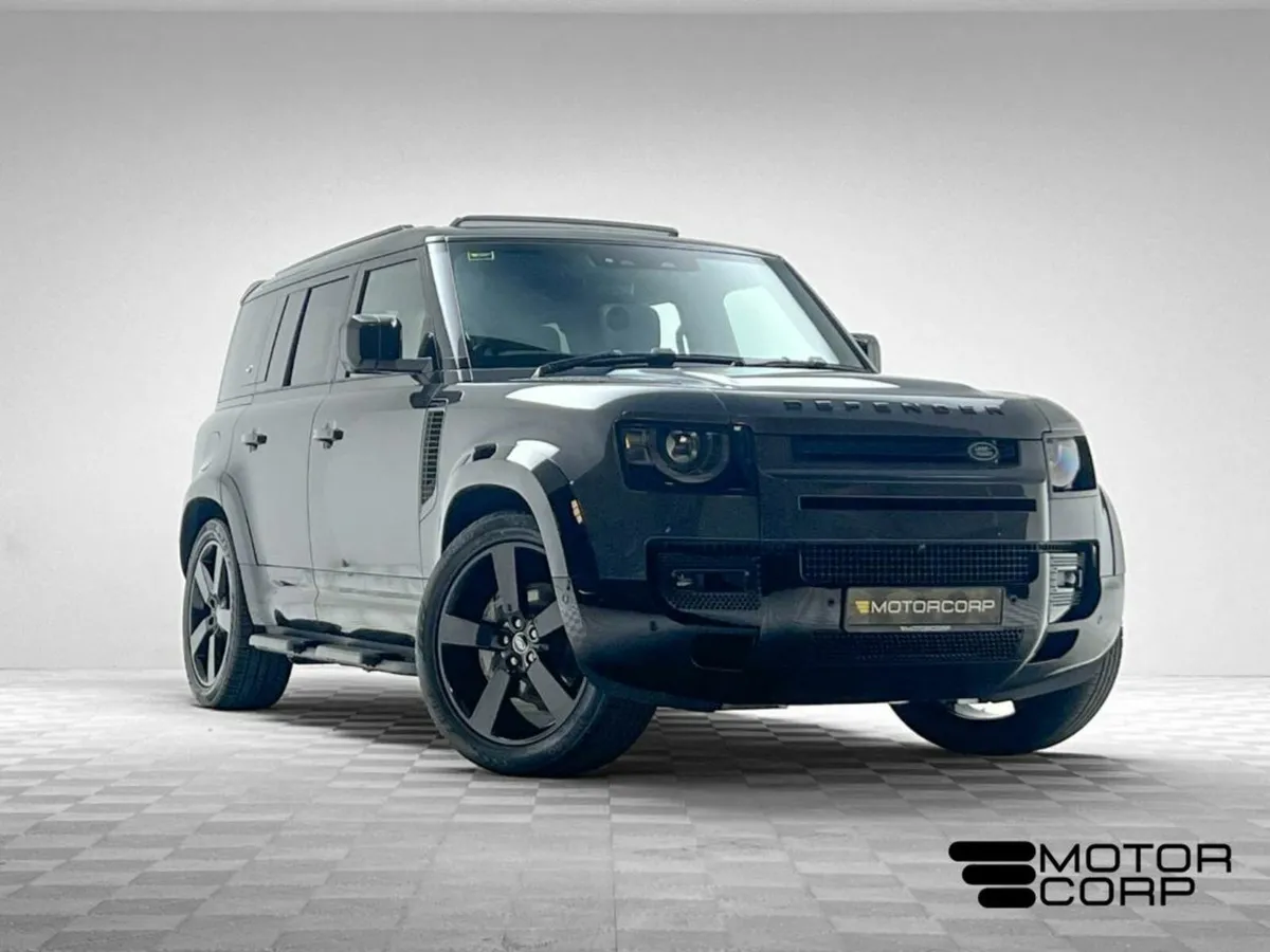 Land Rover Defender HSE X-DYNAMIC P400E - Image 1