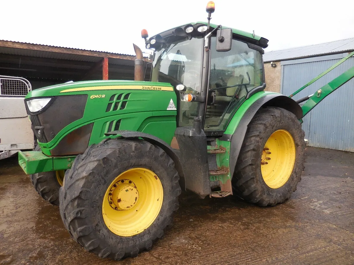2015 JOHN DEERE 6140R - Image 1