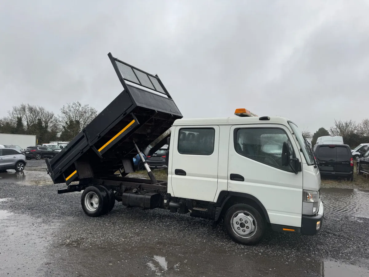 Mitsubishi fuso canter Crewcab tipper - Image 2