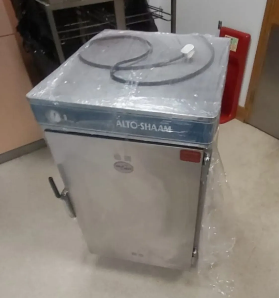 Alto-Shaam 1200-S Commercial Holding Cabinet - Image 3