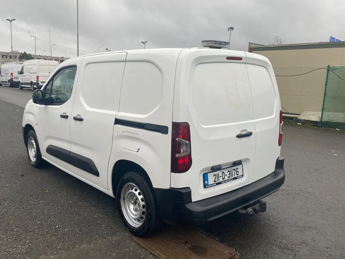 2021 Opel Combo 1.5 75BHP - Image 4
