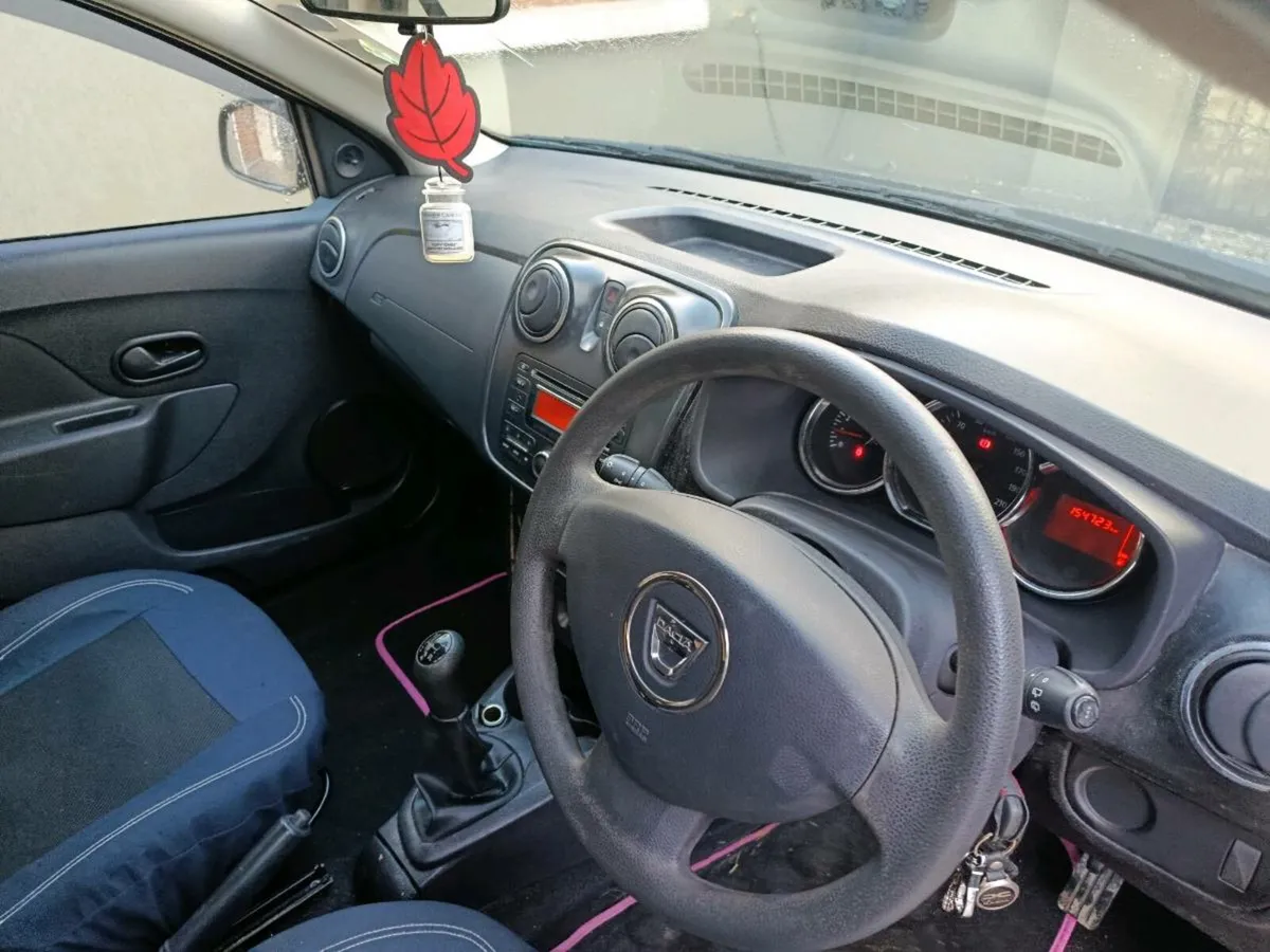 Dacia Sandero 132 /NCT 11/26 /Tax 6/26 - Image 3