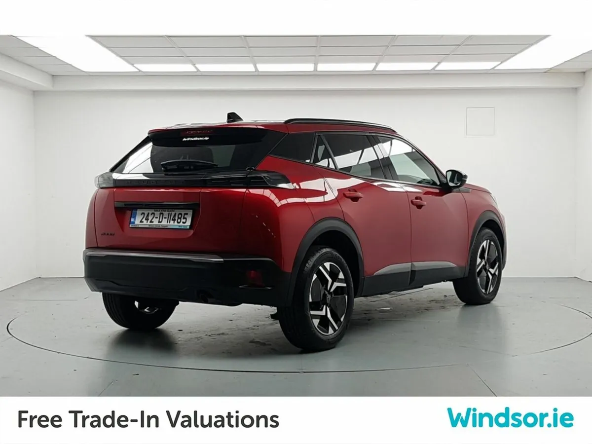 Peugeot 2008 1.2 Puretech 100bhp Allure - Image 3