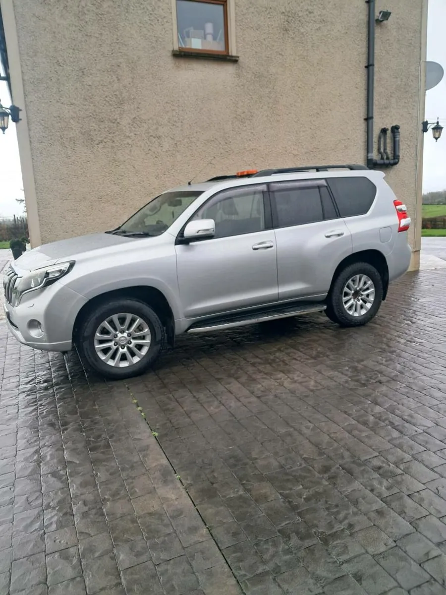 Toyota landcruiser - Image 2