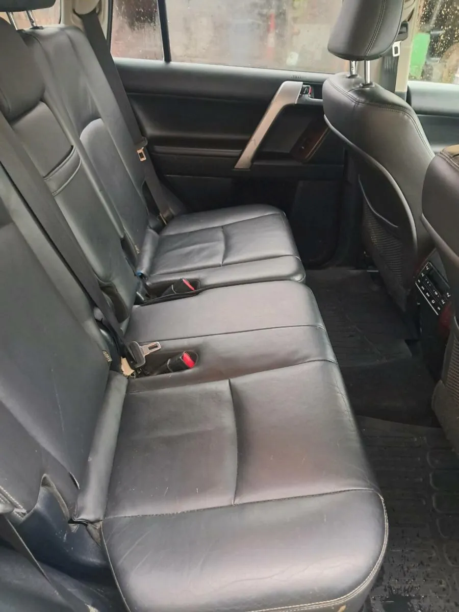 Toyota landcruiser - Image 4