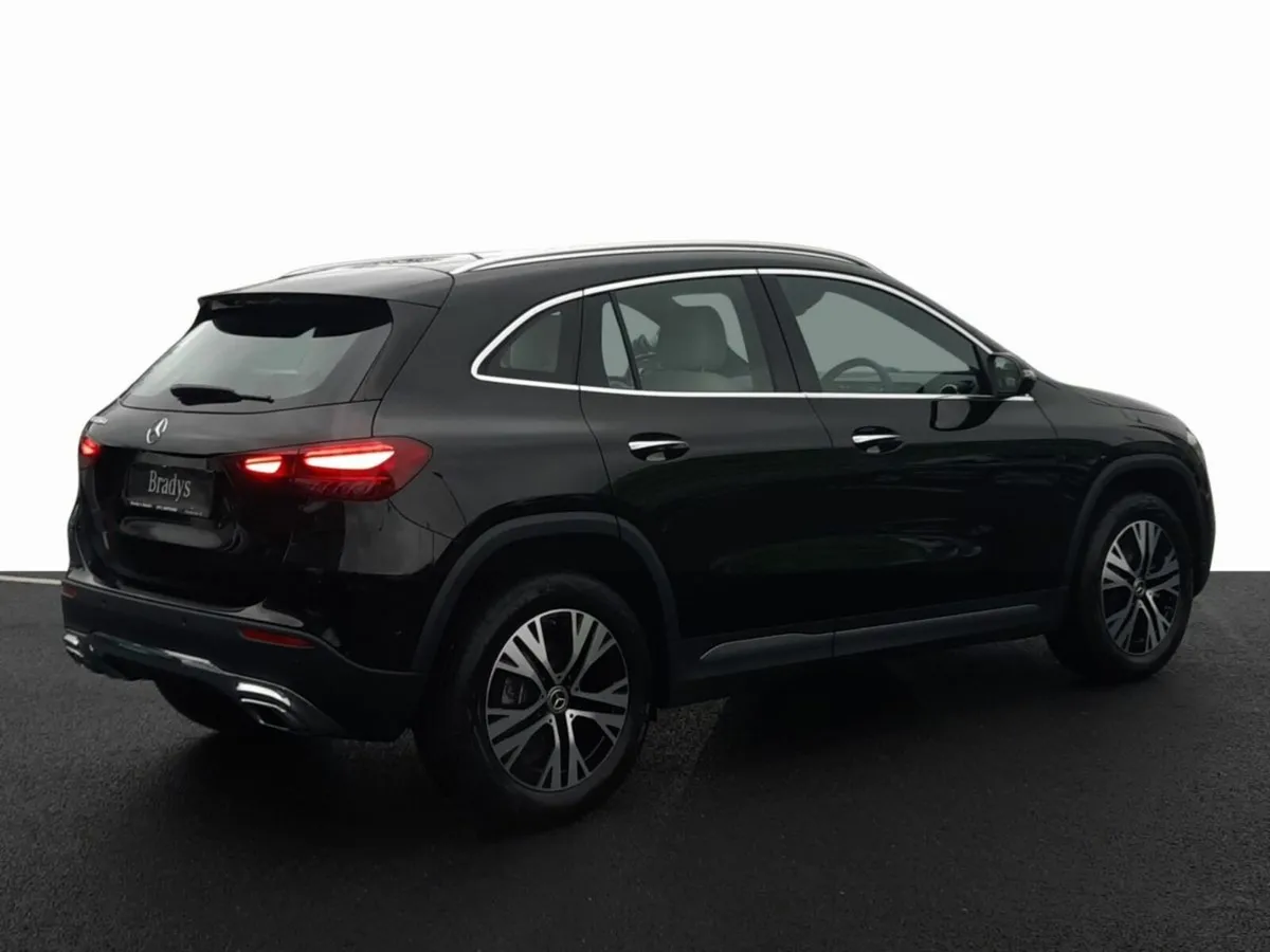 Mercedes-Benz GLA GLA 180d Progressive + - Image 3
