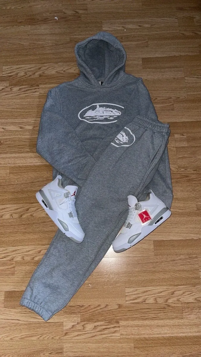 Tracksuits - Image 3