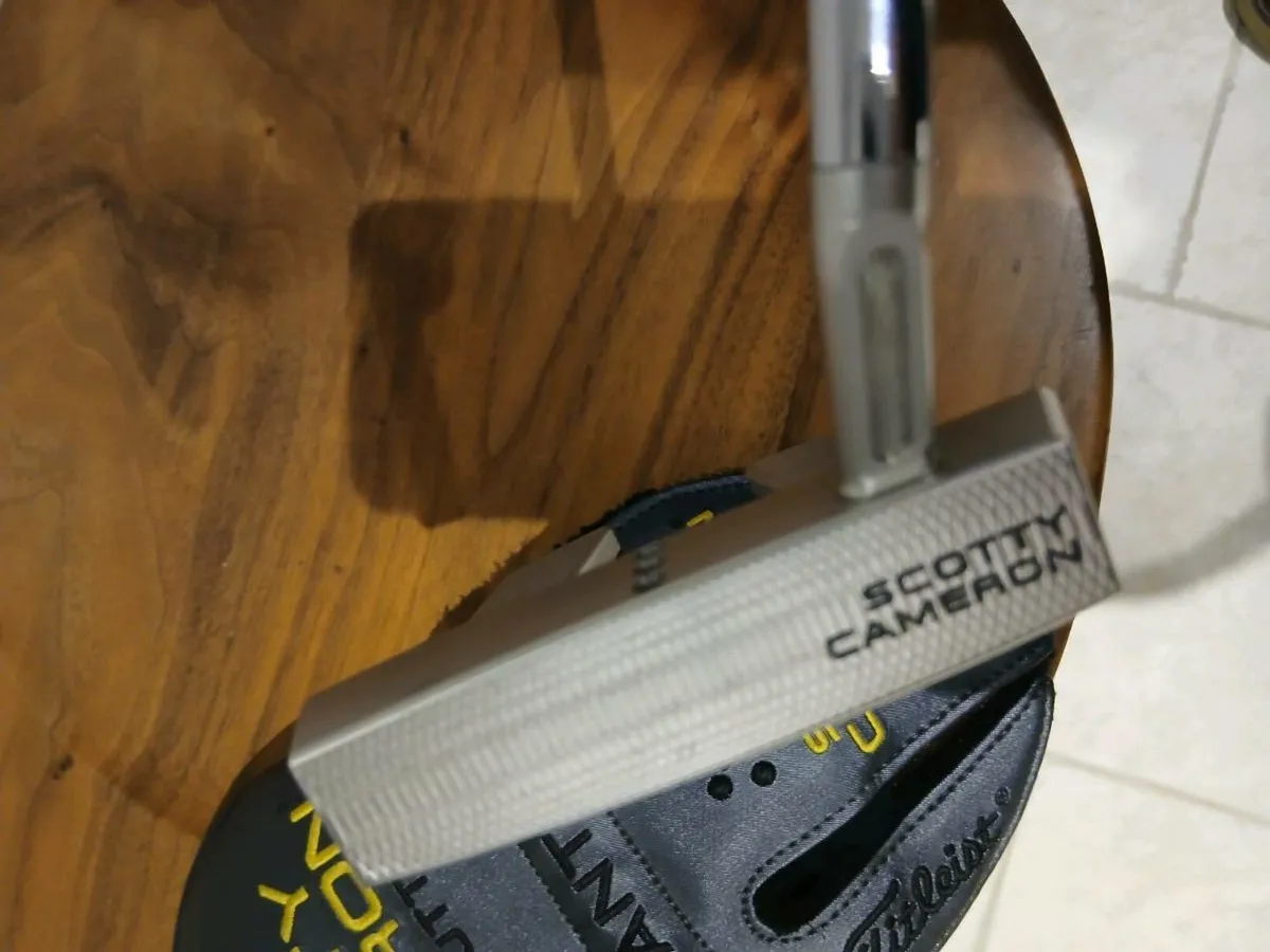 Scotty cameron phantom 5.5 putter - Image 2