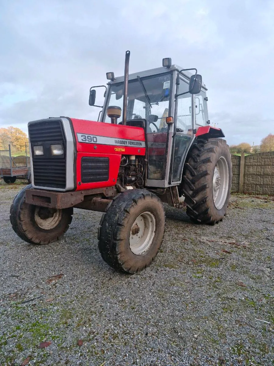 Massey 390 - Image 2