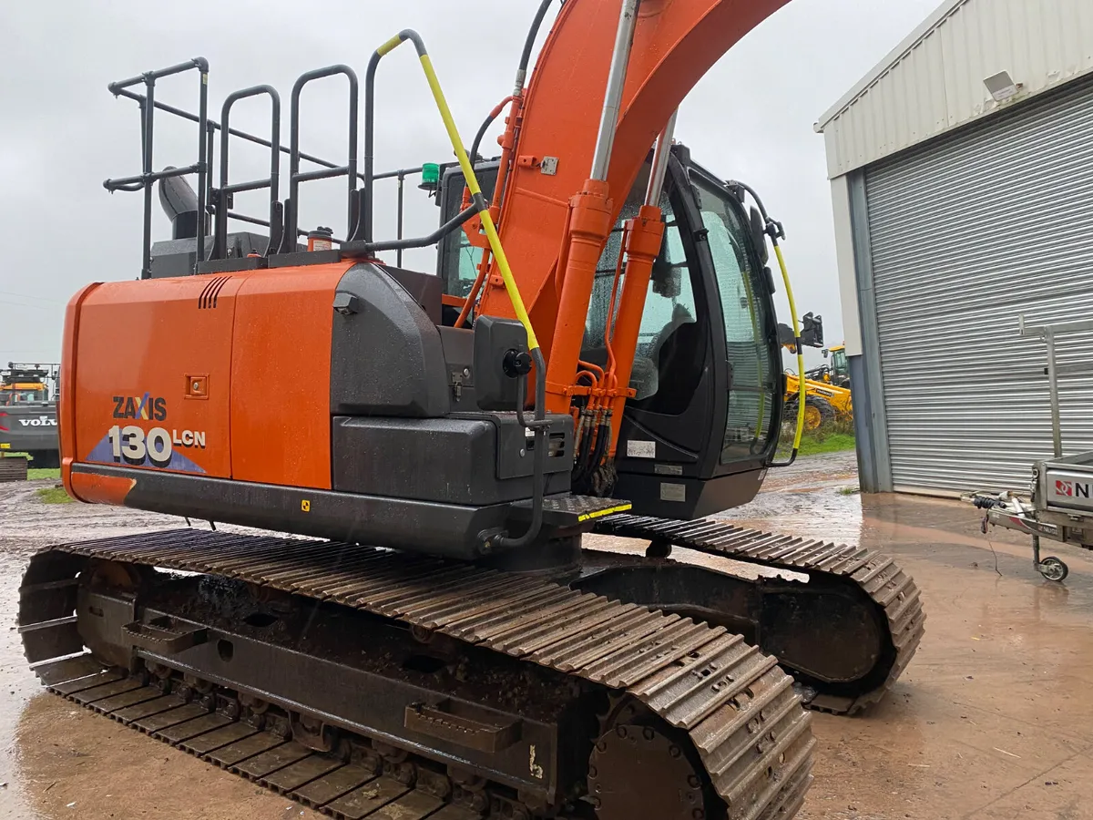 2019 HITACHI ZX130 LCN-6 - Image 3