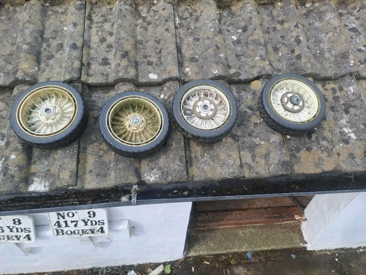 Honda  lawnmower  wheels v.g.c - Image 2