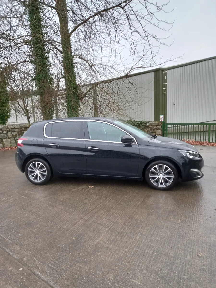 2015 Peugeot 308 1.2 Petrol AUTOMATIC - Image 1
