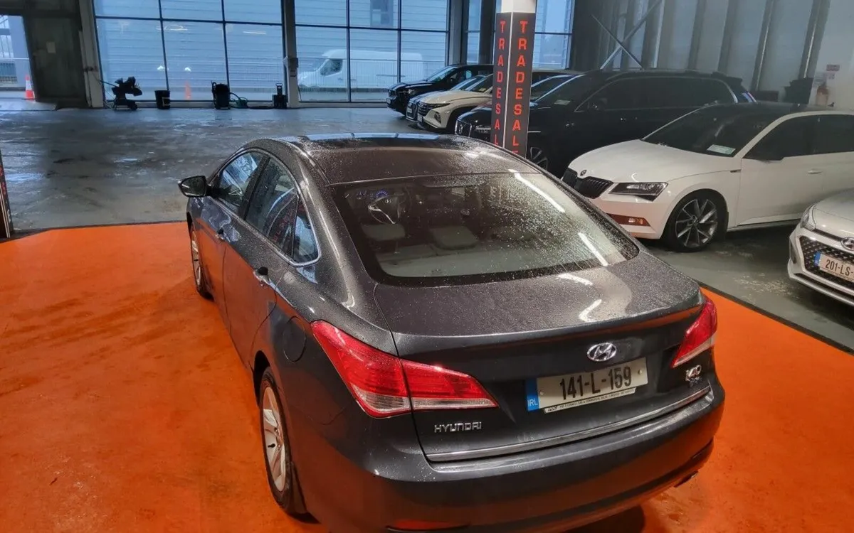 Hyundai i40 Executive 1.7 Diesel - Image 4