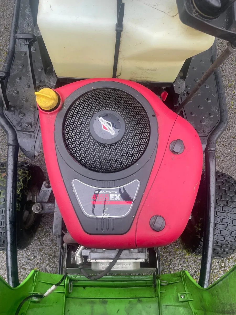 Ride on lawnmower - Image 2