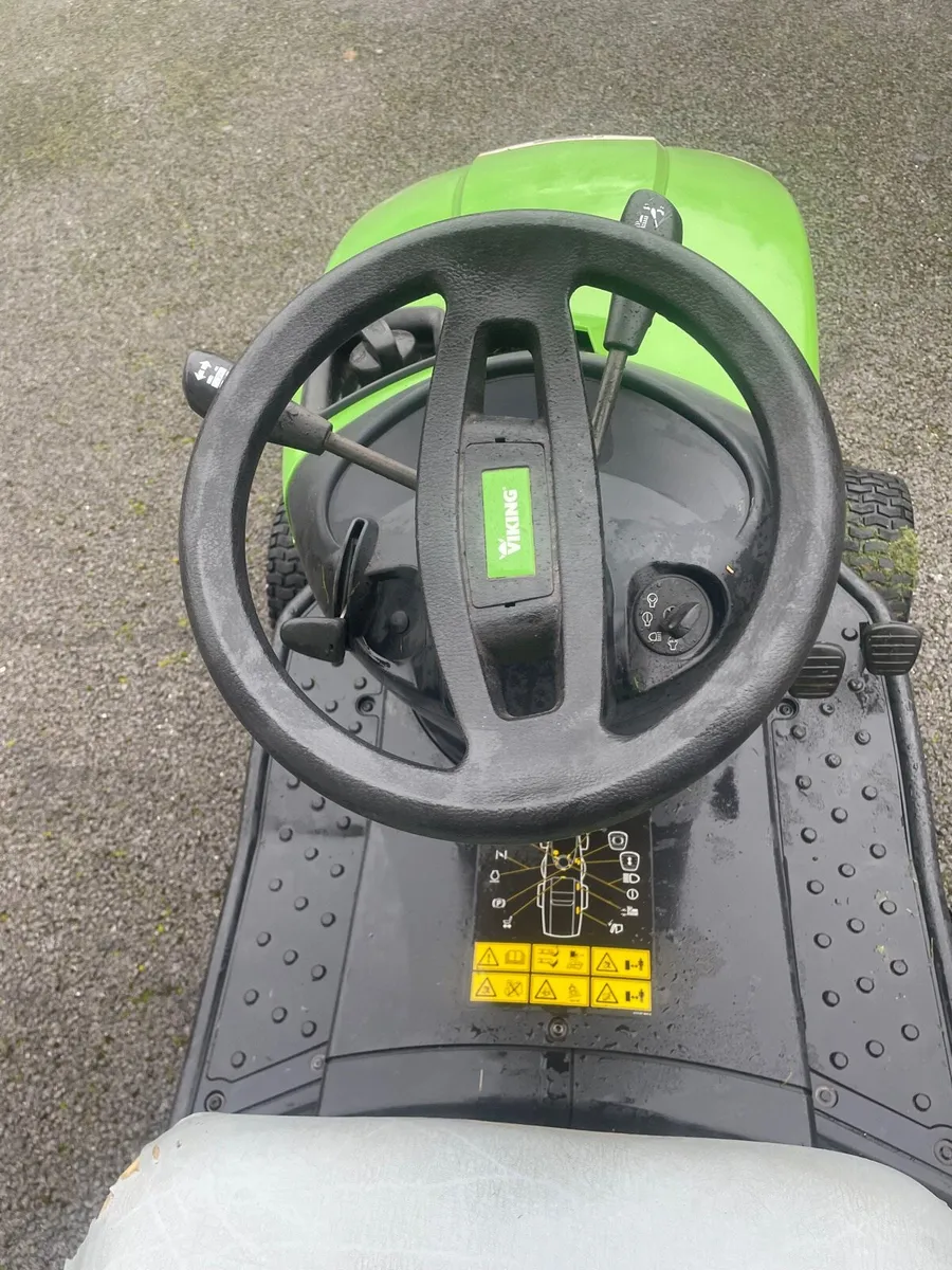 Ride on lawnmower - Image 4