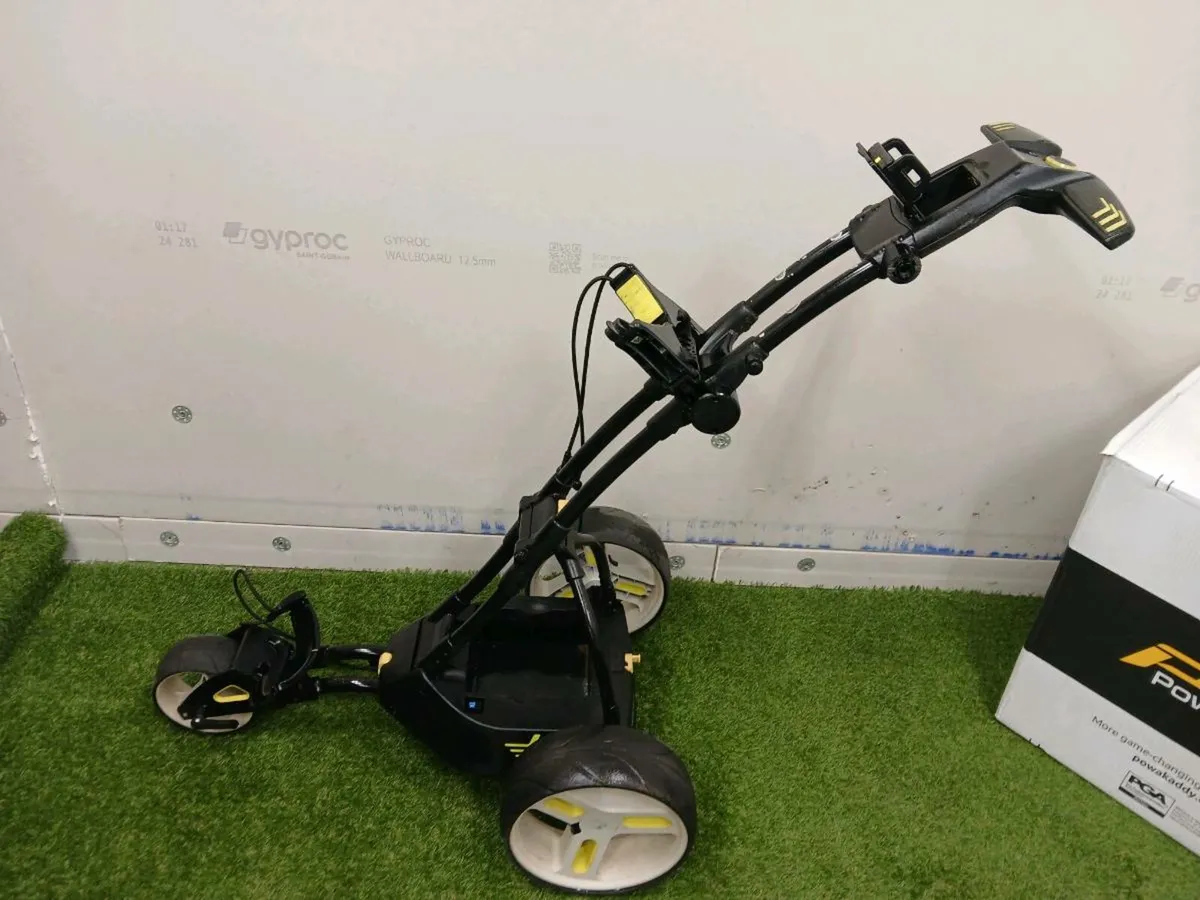 Motocaddy M1 at Golf Concepts - Image 4