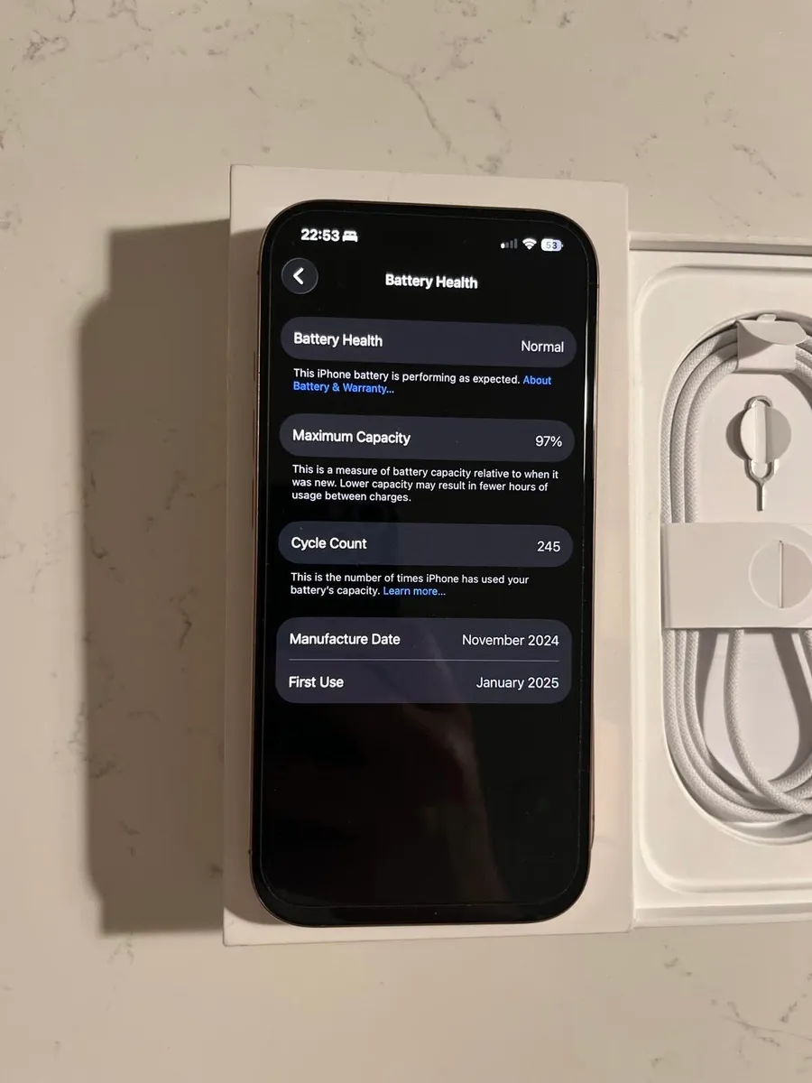 iPhone 16 pro 256gb - Image 4