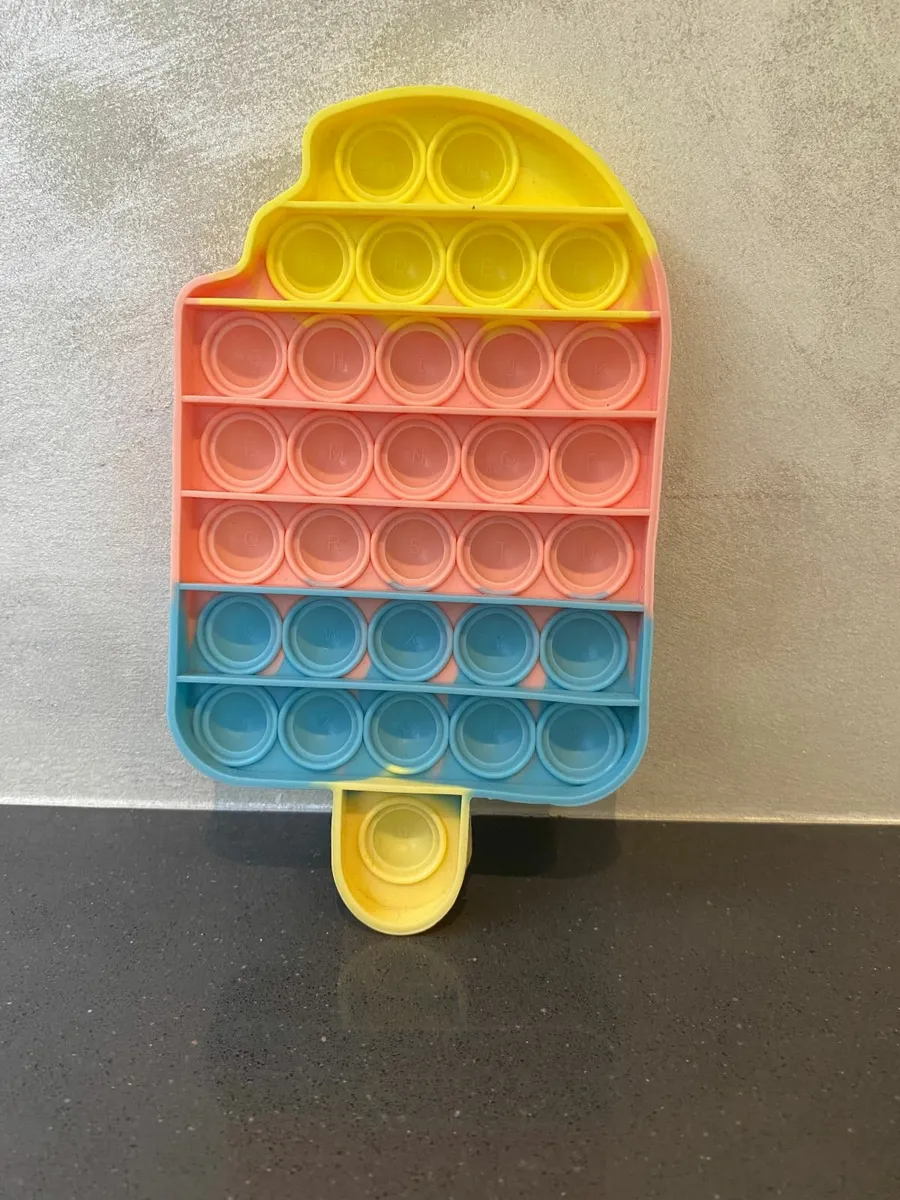 Fidget Toys Pack of 9 - Image 3