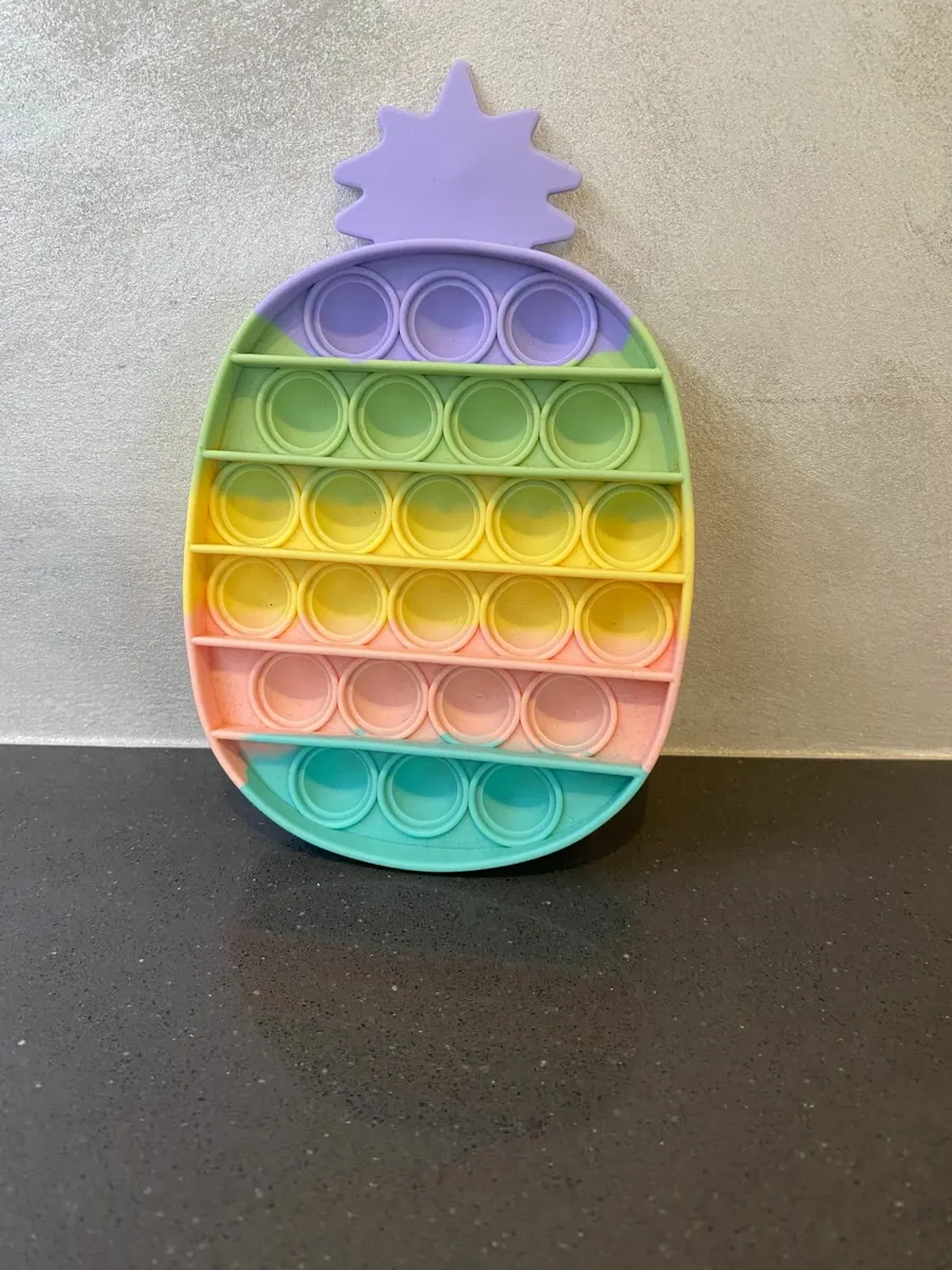 Fidget Toys Pack of 9 - Image 4