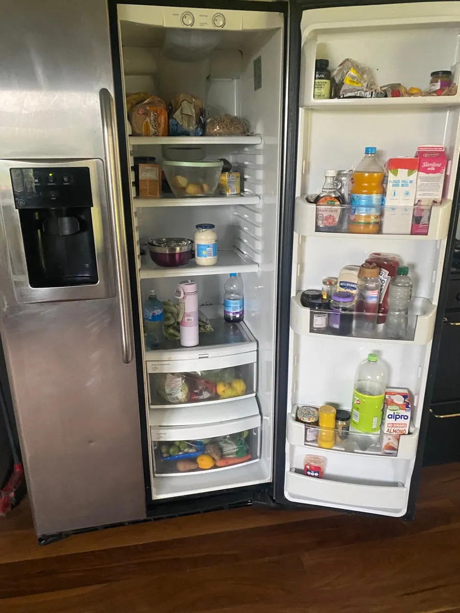 American fridge freezer - Image 4