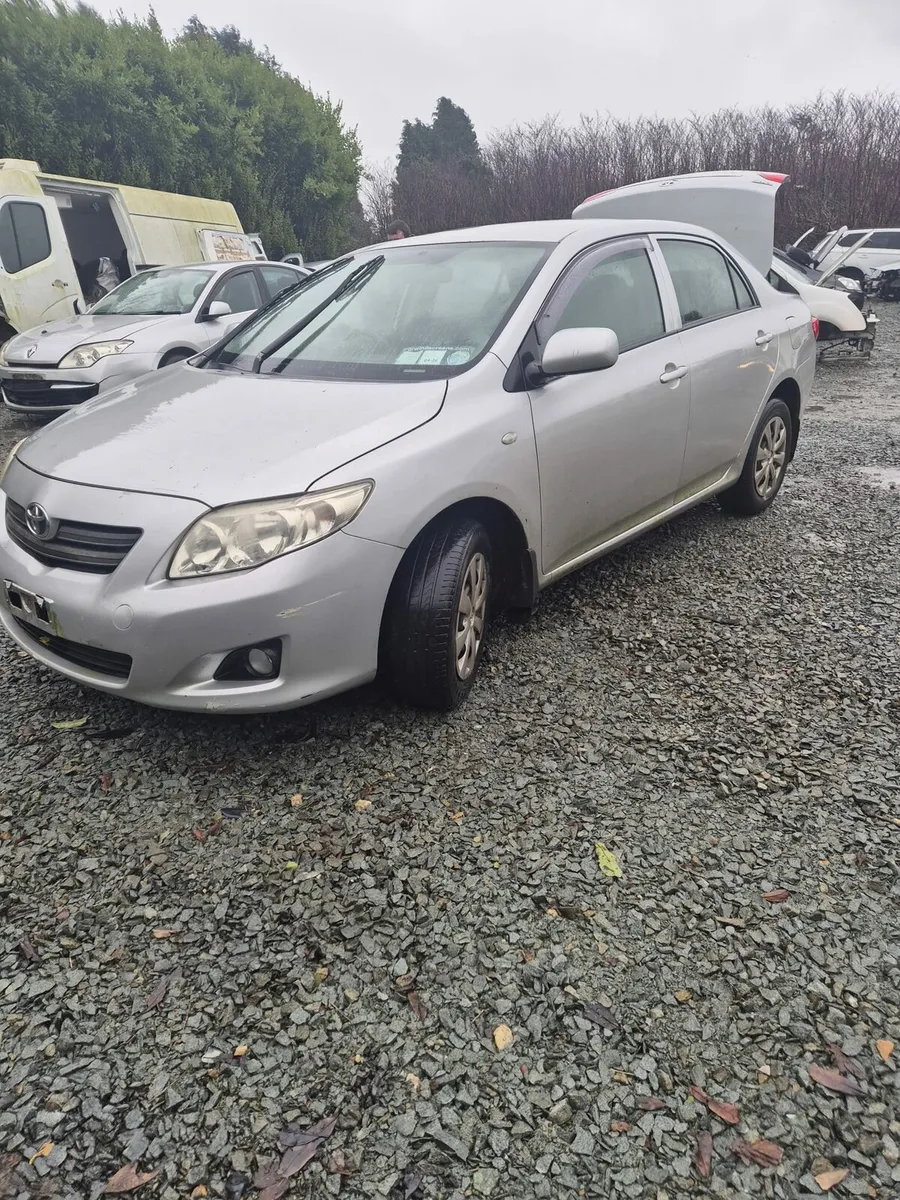 Toyota Corolla - Breaking only - Image 2