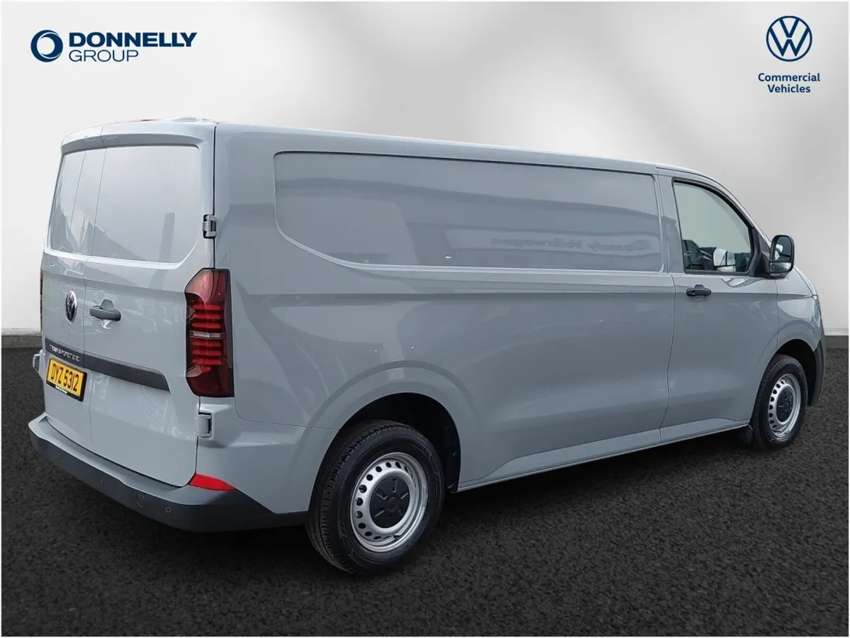 Volkswagen Transporter T32 Lwb Diesel Commerce - Image 3