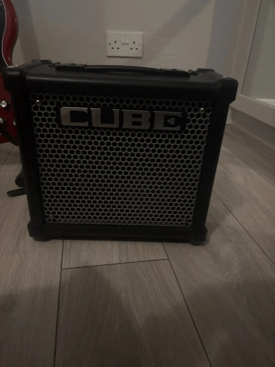 Cube-10GX amplifier - Image 1