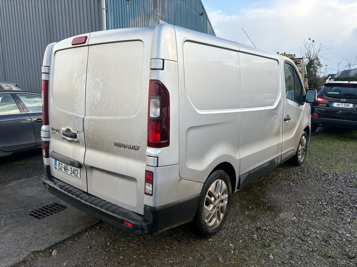 Breaking Renault Trafic 1.6 - Image 3