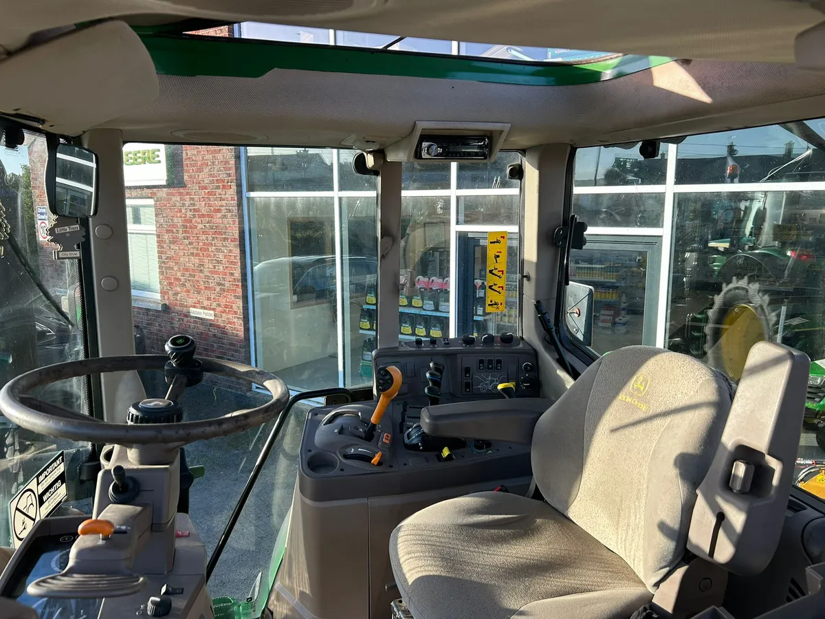 2019 John Deere 6155M - Image 4