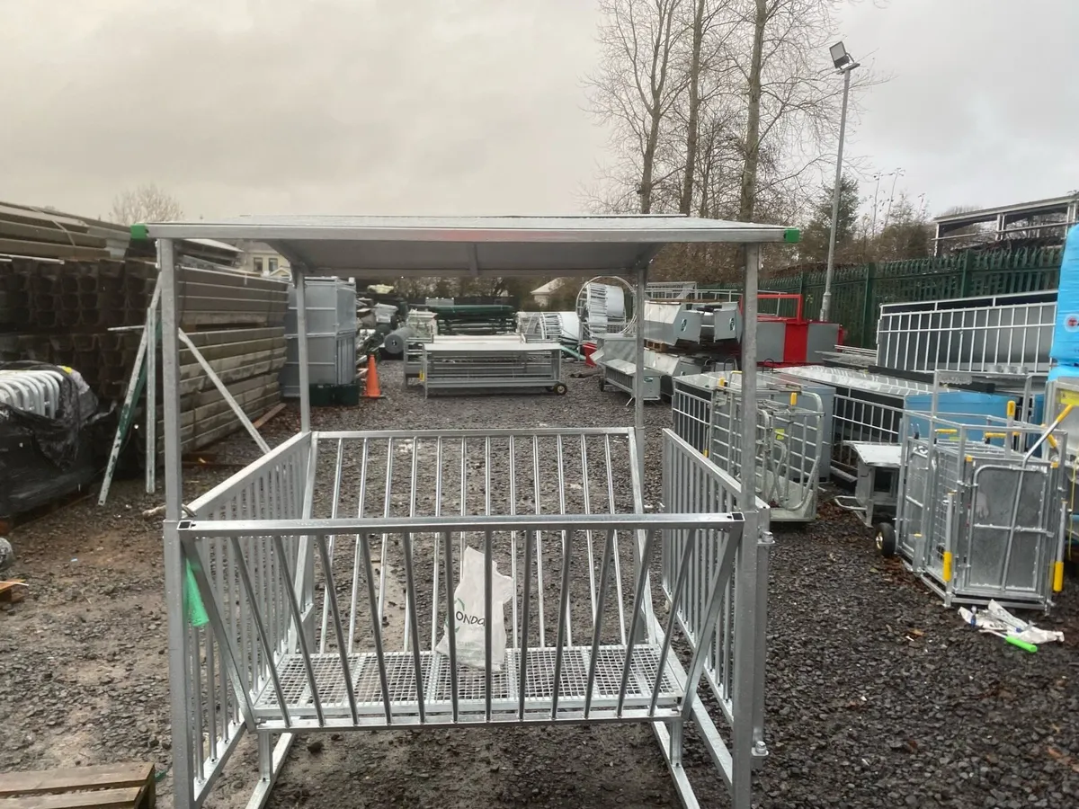 SHEEP ROUND BALE FEEDERS - Image 1