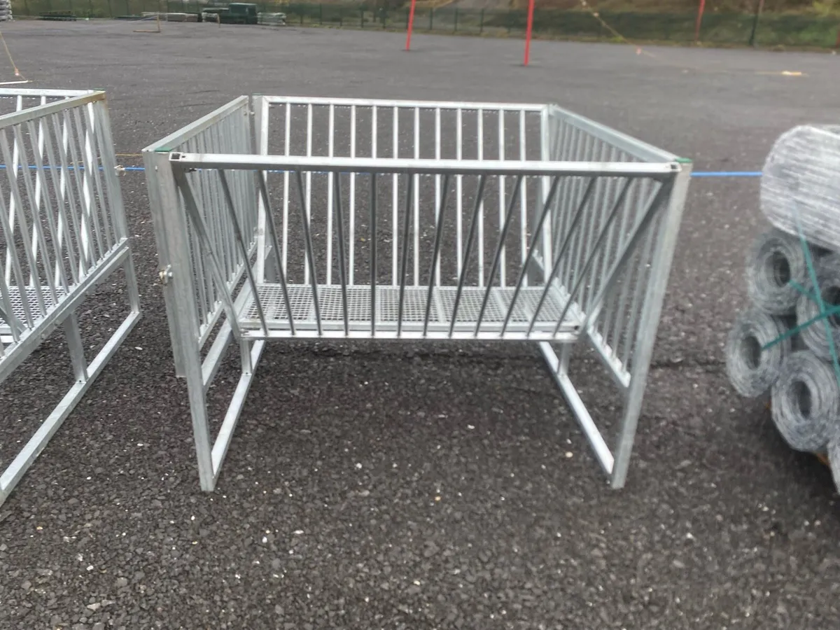 SHEEP ROUND BALE FEEDERS - Image 4