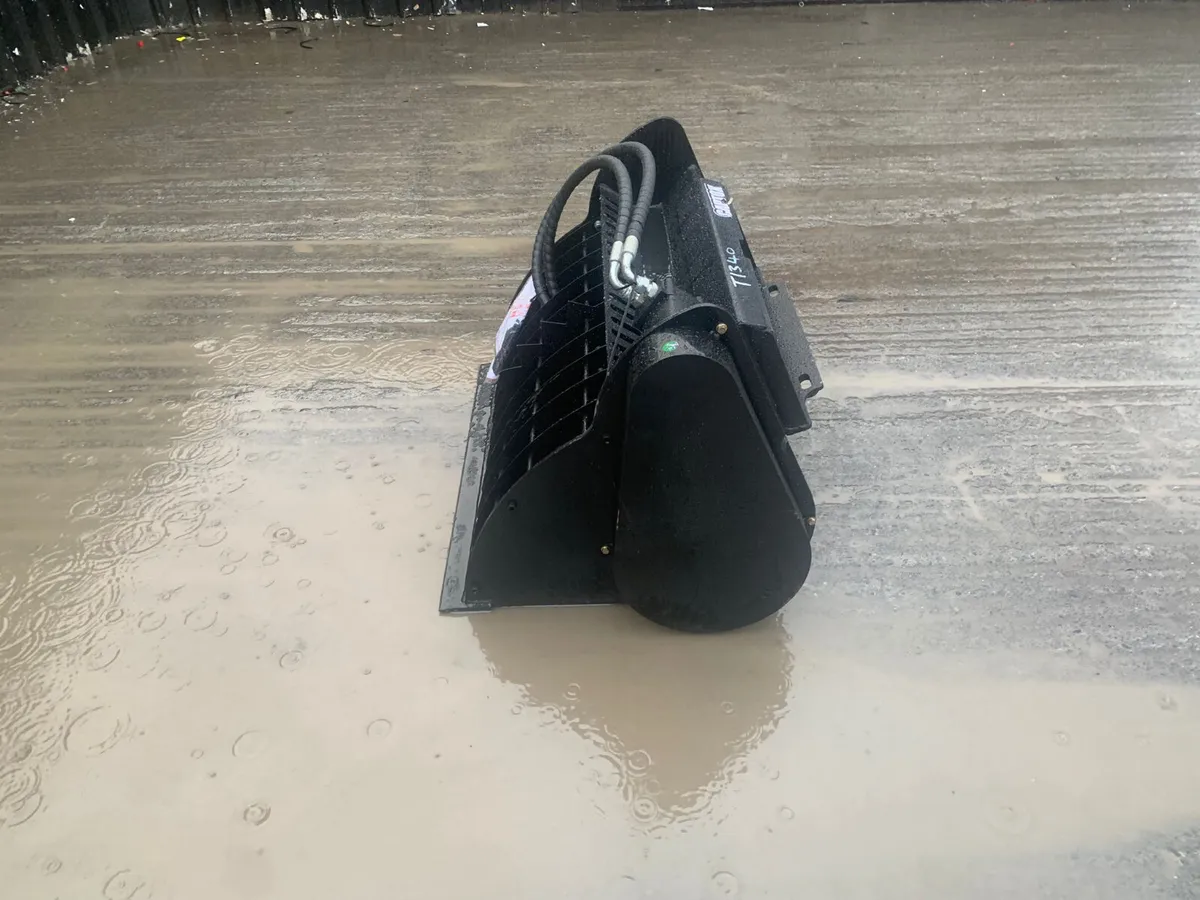 Captok CK-JBD Hydraulic Concrete Mixing Bucket – T - Image 3