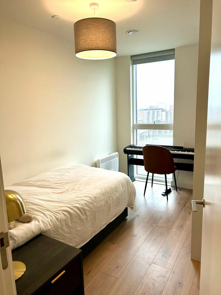 3 Bed, 2 Bath Rental Apartment - Image 4