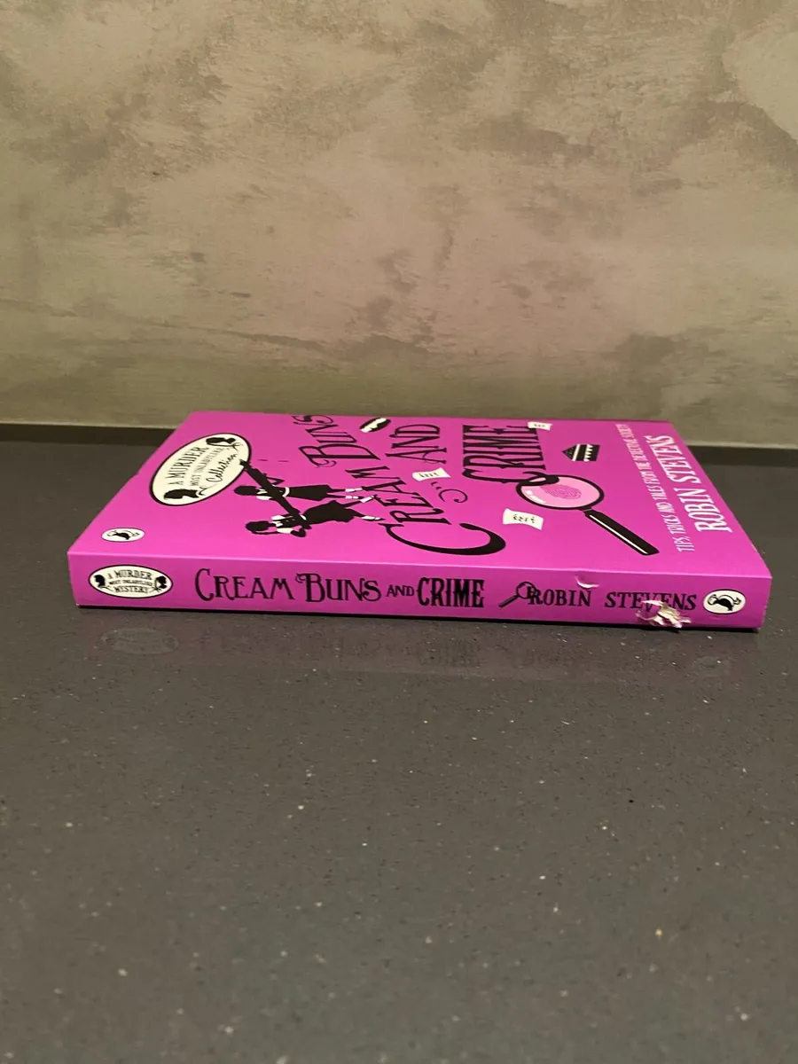 Murder Most Unladylike Cream Buns and Crime Book - Image 4