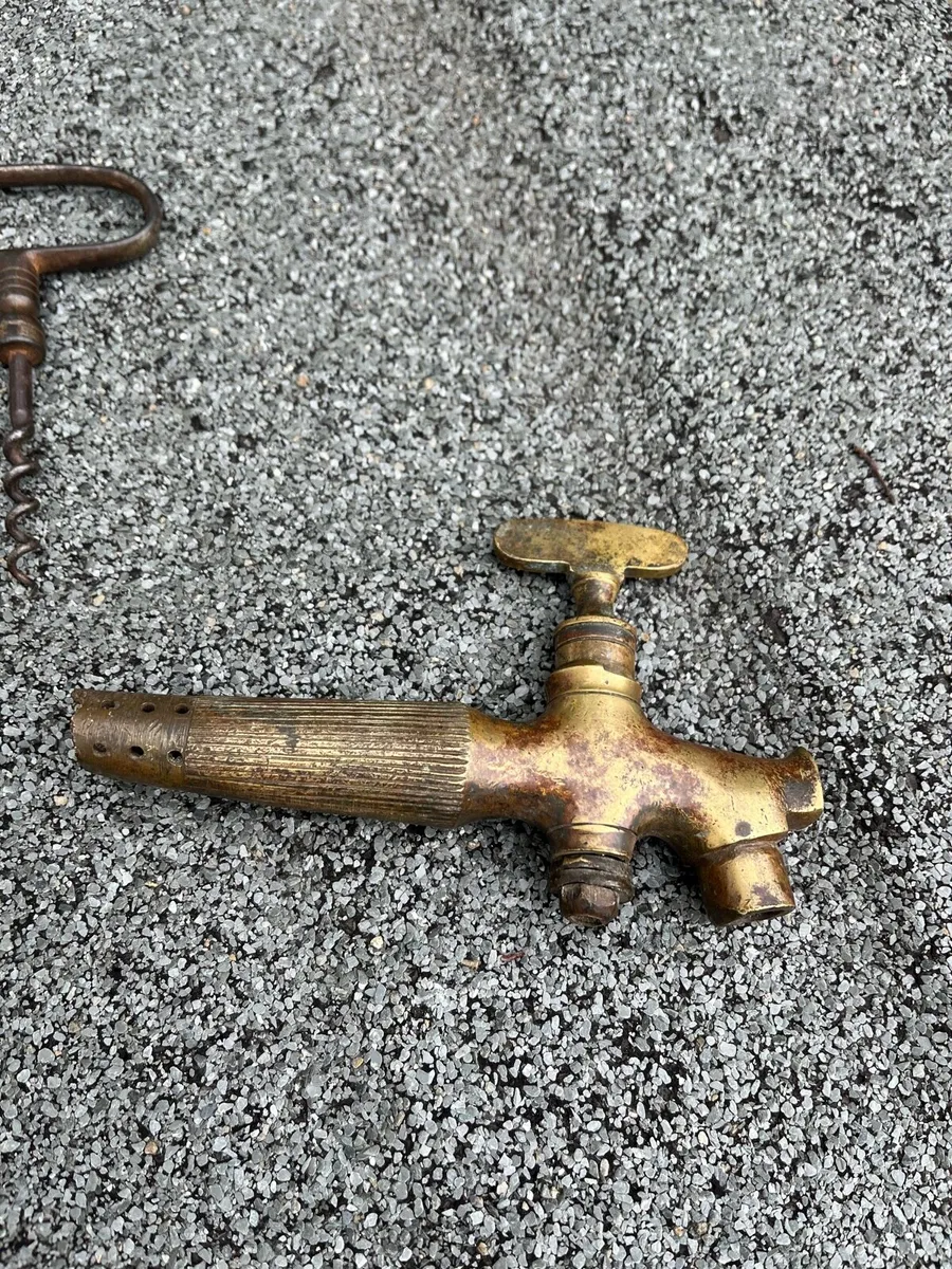 Brass Barrel Taps - Image 2