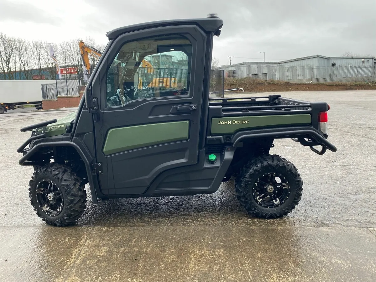 2022 John Deere Gator 865M - Image 4