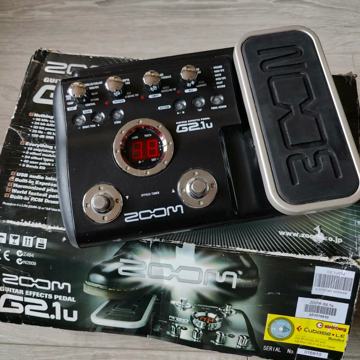 Zoom G2.1U Guitar Effects Pedal with USB - Image 2