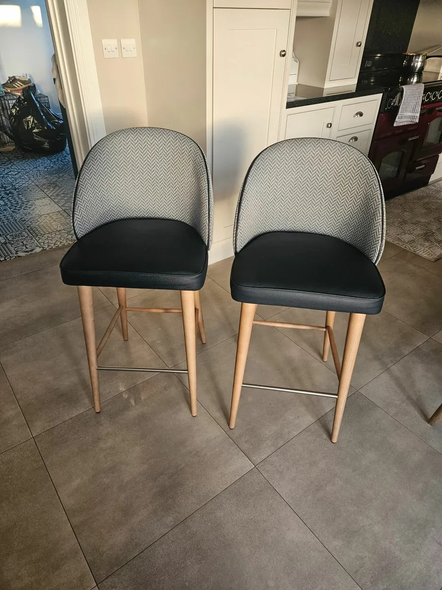 Kitchen Bar stools - Image 1