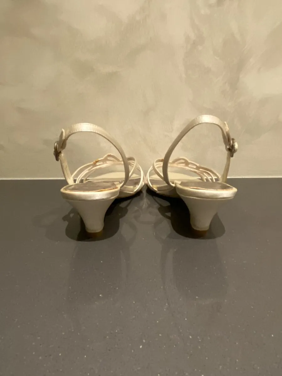 Clark Ladies Beige High Heels - Image 4