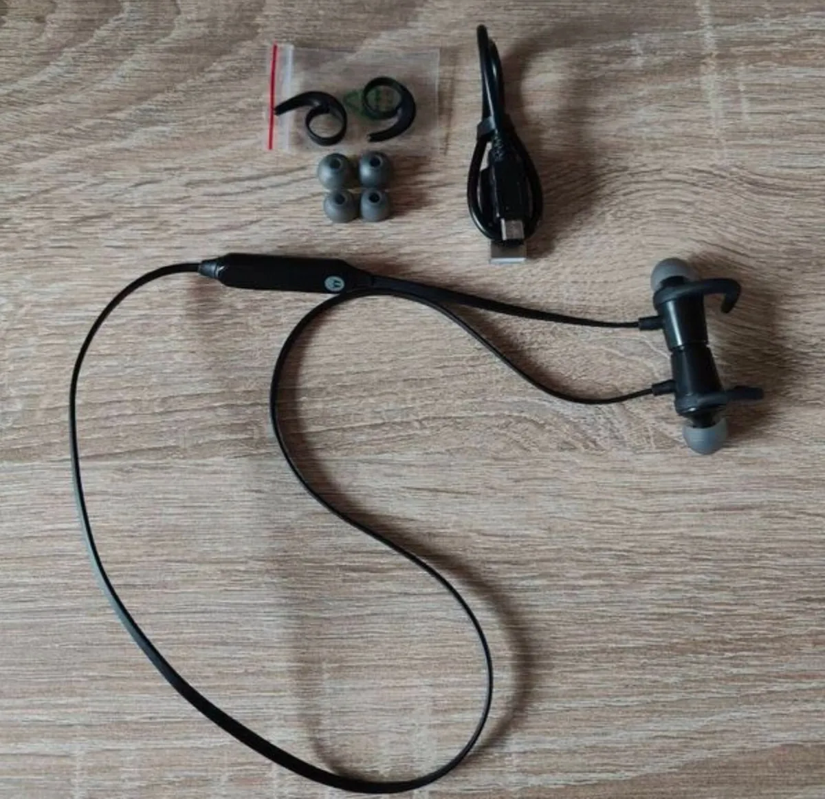 Motorola In-ear Earphones Verve Loop 105 - Image 1