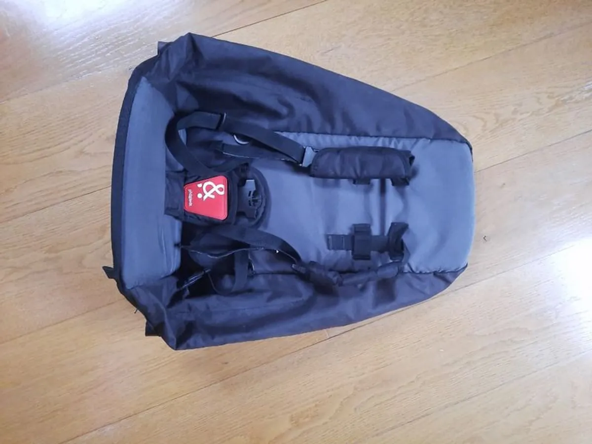 Phil and Teds classic double stroller - Image 4