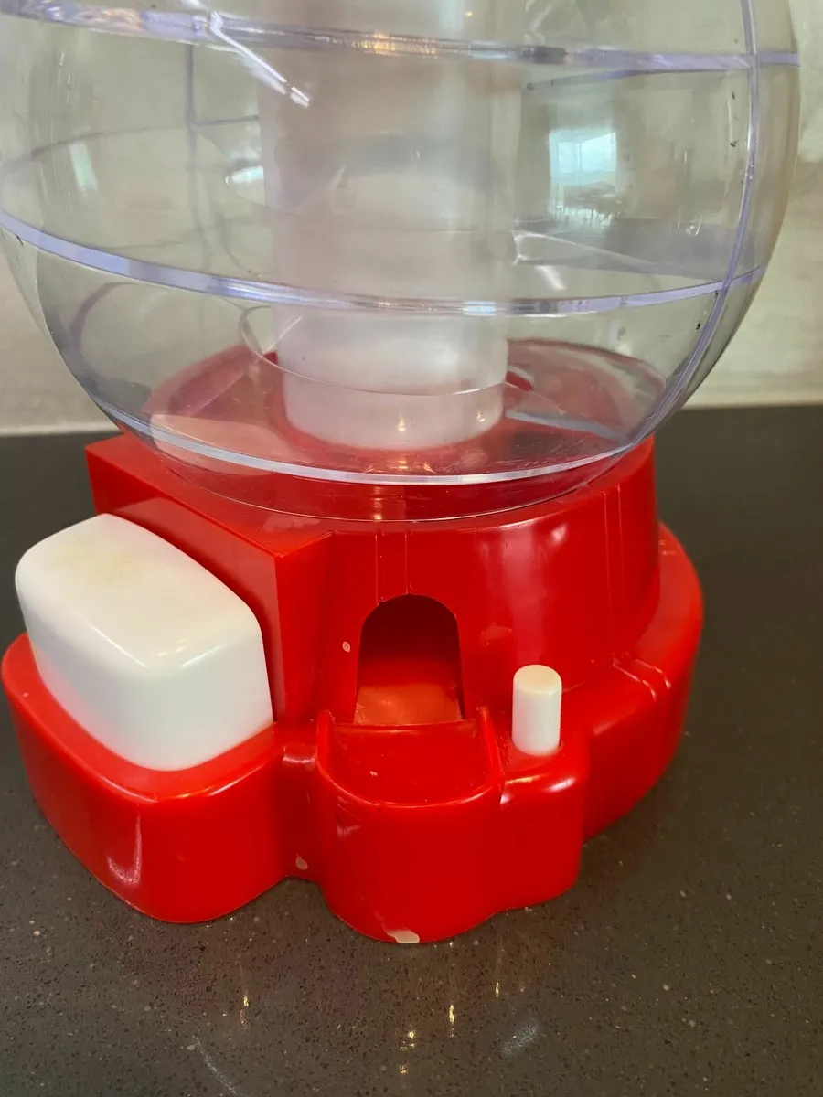 Double Bubble Tornado Gum Ball Machine - Image 4