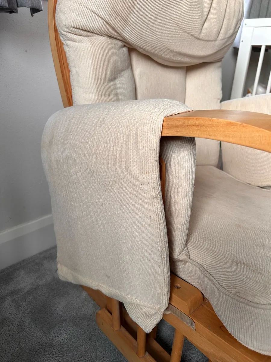 Nursing rocking chair - Image 3
