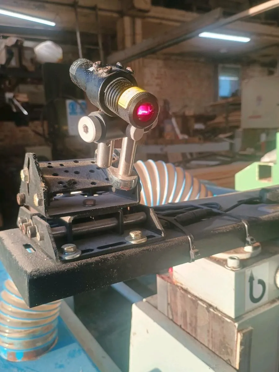 Holytek HR20(wadkin PU) Straightline edger rip saw - Image 4