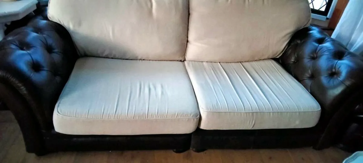 3 sear couch - Image 1
