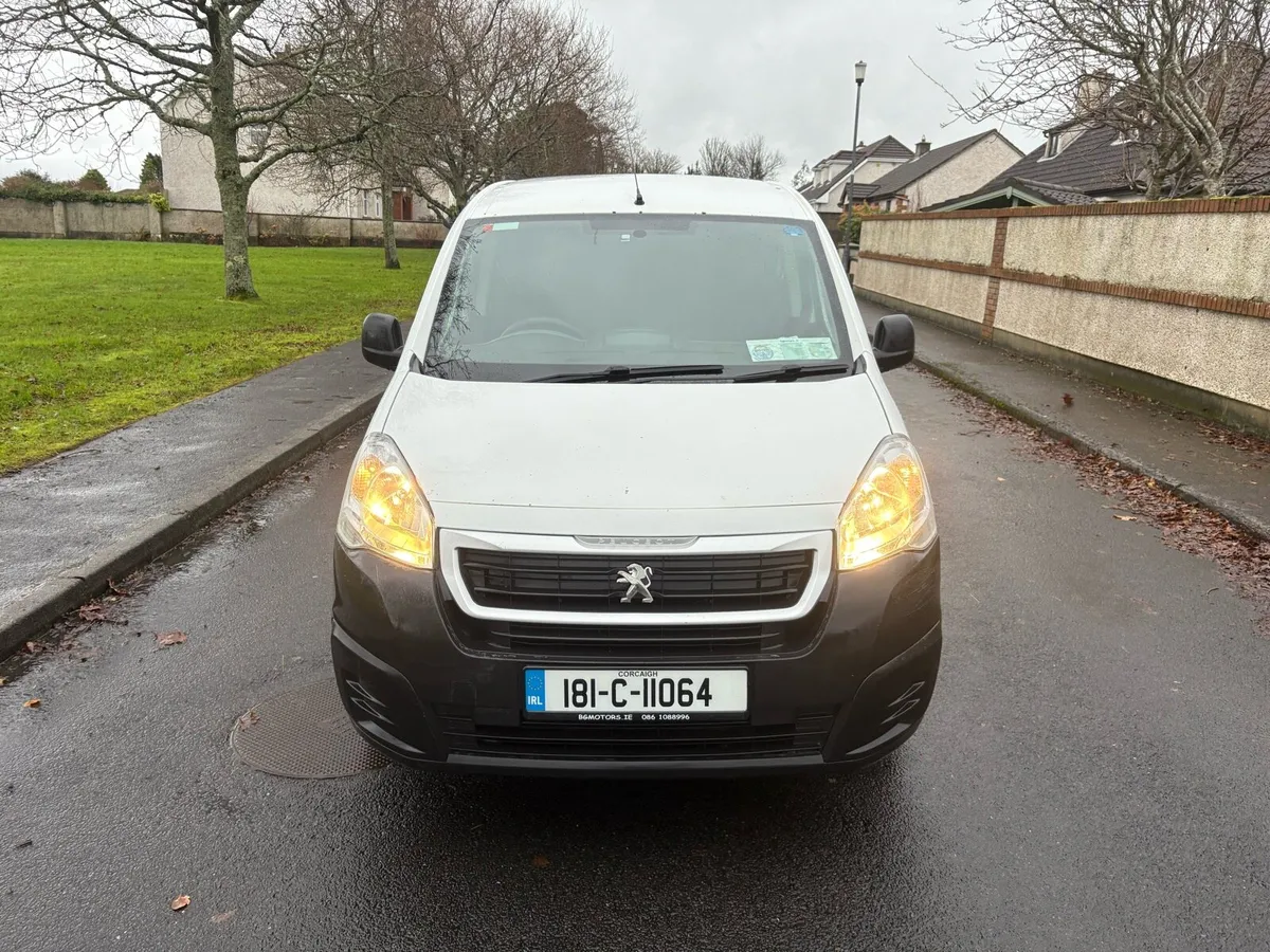 2018 Peugeot Partner 3 Seats DOE 04/26 TAX 05/26 - Image 1