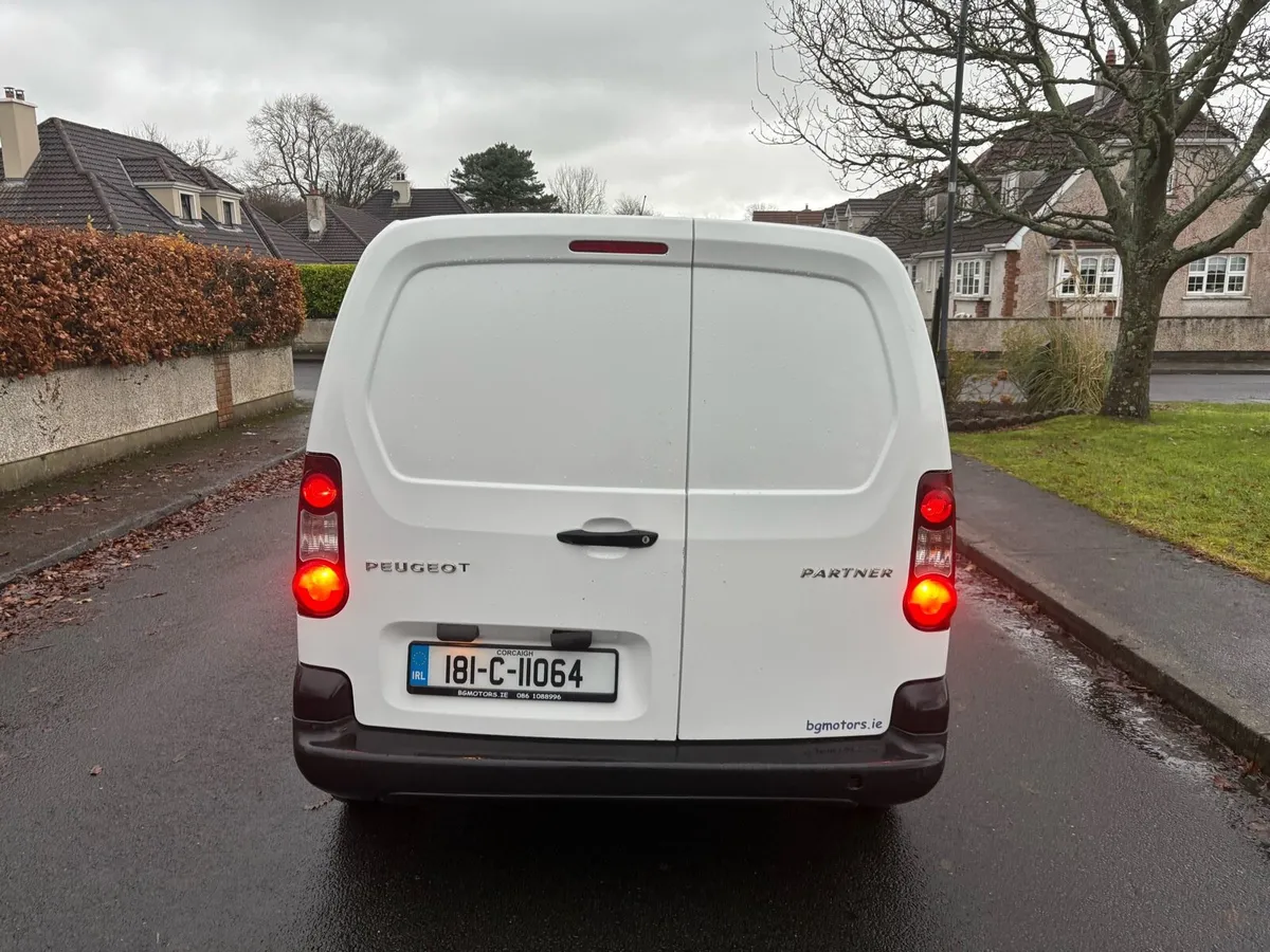2018 Peugeot Partner 3 Seats DOE 04/26 TAX 05/26 - Image 2